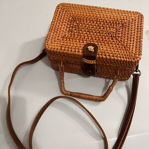 Basket purse